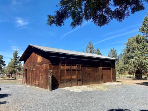 22860 Mcgrath Rd, Bend, OR 97701 photo 25