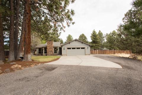 60855 Opal Dr, Bend, OR 97702 photo 2