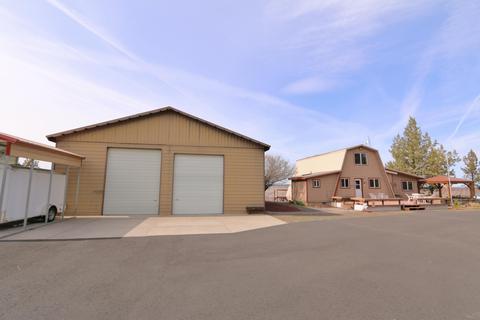 11100 SW Pixie Ln, Culver, OR 97734 photo 4
