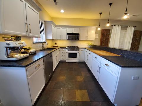 863 S Haskell St, Central Point, OR 97502 photo 16