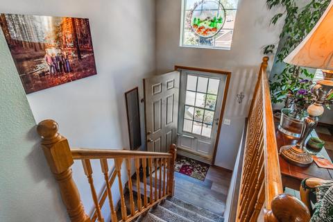 1012 NE Locksley Dr, Bend, OR 97701 photo 10
