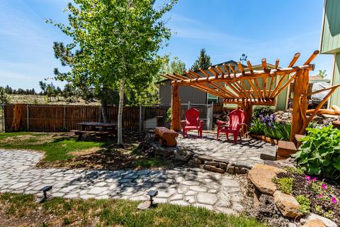 1012 NE Locksley Dr, Bend, OR 97701 photo 28
