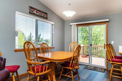 1012 NE Locksley Dr, Bend, OR 97701 photo 7