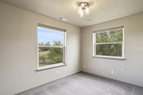 17552 Plainview Ct, Bend, OR 97703 photo 30