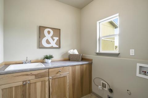 17552 Plainview Ct, Bend, OR 97703 photo 18