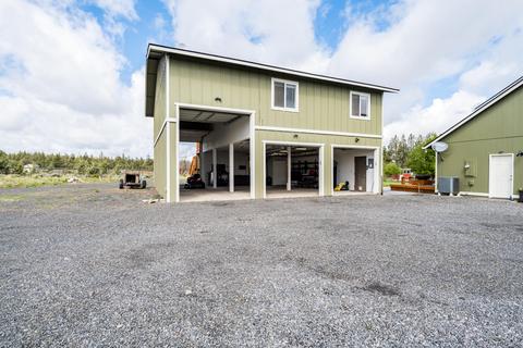 17552 Plainview Ct, Bend, OR 97703 photo 41