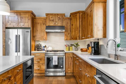 60418 Kangaroo Loop, Bend, OR 97702 photo 7