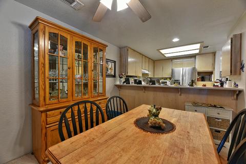 451 Crystal Dr, Eagle Point, OR 97524 photo 5