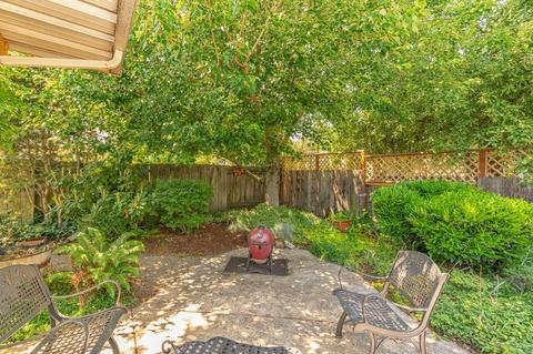644 Benjamin Way, Phoenix, OR 97535 photo 4