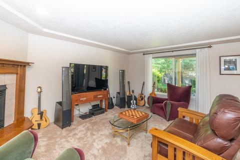 644 Benjamin Way, Phoenix, OR 97535 photo 17