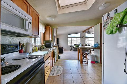 555 Freeman Rd UNIT 64, Central Point, OR 97502 photo 9