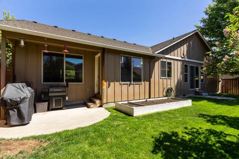 20285 Morgan Loop, Bend, OR 97703 photo 24