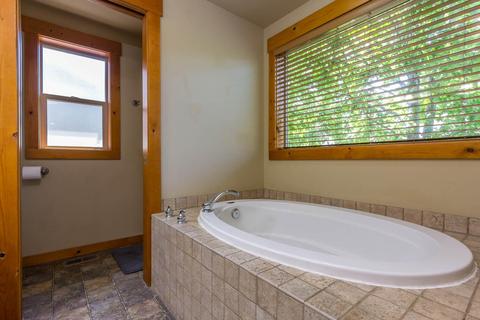 20285 Morgan Loop, Bend, OR 97703 photo 15