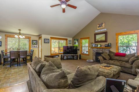 20285 Morgan Loop, Bend, OR 97703 photo 5
