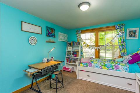 20285 Morgan Loop, Bend, OR 97703 photo 16