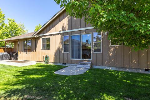 20285 Morgan Loop, Bend, OR 97703 photo 25