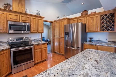 61060 Sum View Dr, Bend, OR 97702 photo 12