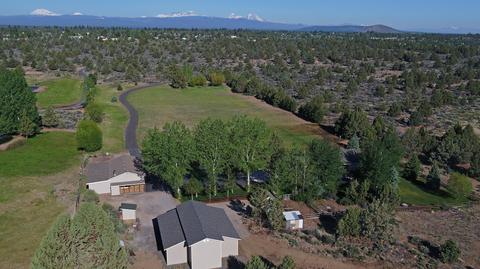 61060 Sum View Dr, Bend, OR 97702 photo 4