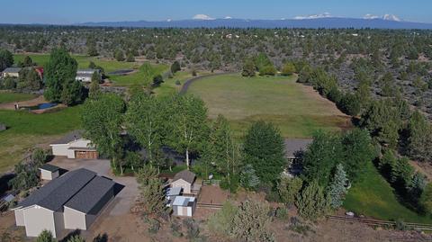 61060 Sum View Dr, Bend, OR 97702 photo 5