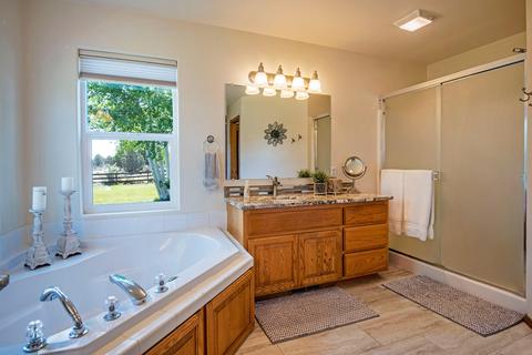 61060 Sum View Dr, Bend, OR 97702 photo 18