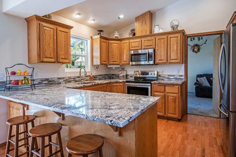 61060 Sum View Dr, Bend, OR 97702 photo 13