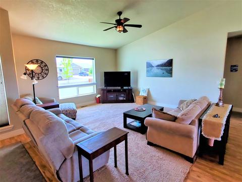 625 E A St, Culver, OR 97734 photo 5