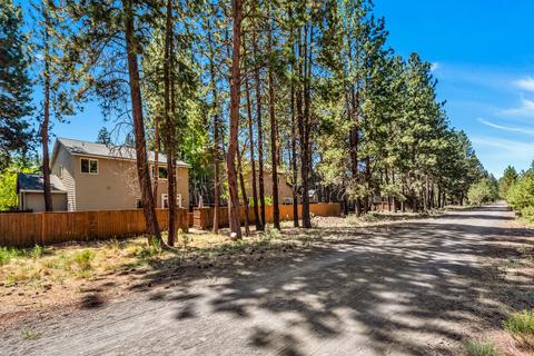 19562 Brookside Way, Bend, OR 97702 photo 25