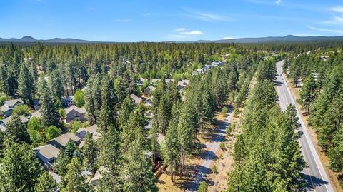 19562 Brookside Way, Bend, OR 97702 photo 29