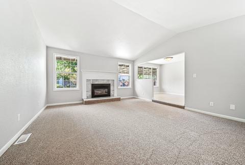 534 E Archwood Dr, Eagle Point, OR 97524 photo 4