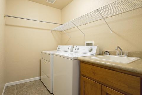 317 Live Oak Loop, Central Point, OR 97502 photo 13