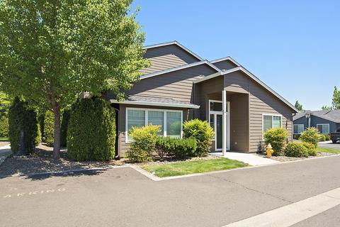 317 Live Oak Loop, Central Point, OR 97502 photo 4