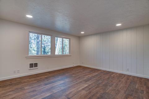 53538 Wildriver Way, La Pine, OR 97739 photo 17
