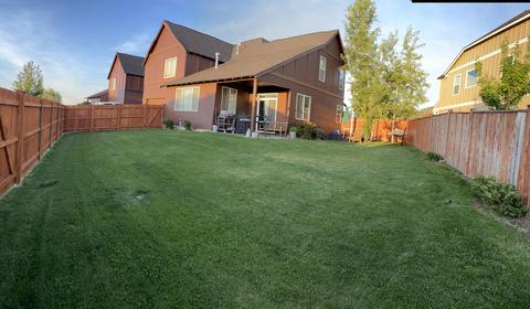 20737 Kilbourne Loop, Bend, OR 97701 photo 2