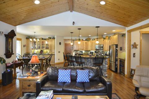 54885 Tamarack Rd, Bend, OR 97707 photo 9