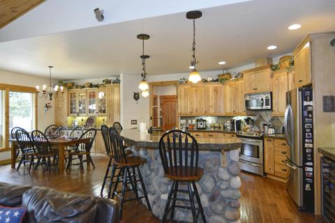 54885 Tamarack Rd, Bend, OR 97707 photo 7