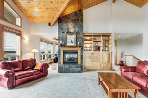 20130 Winston Loop, Bend, OR 97703 photo 5