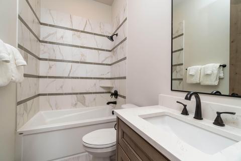 56887 Dancing Rock Loop, Bend, OR 97707 photo 21