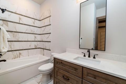56887 Dancing Rock Loop, Bend, OR 97707 photo 24