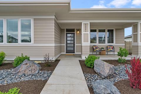 60061 SE Ruby Peak Loop, Bend, OR 97702 photo 3