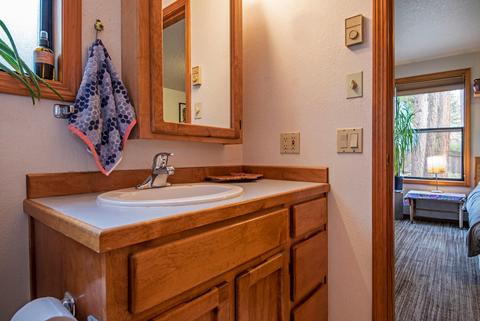 1906 SW Forest Ridge Ave, Bend, OR 97702 photo 10