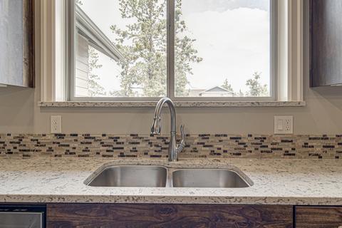 63108 Pikes Ct, Bend, OR 97701 photo 12