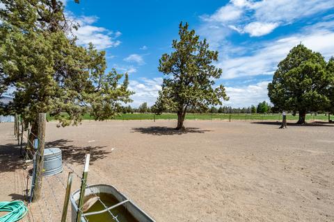 63520 Johnson Ranch Rd, Bend, OR 97701 photo 36