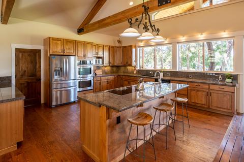21677 Stud Ct, Bend, OR 97702 photo 7