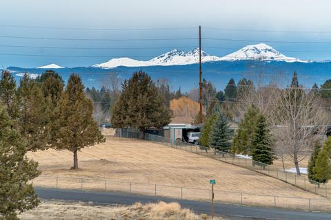 21677 Stud Ct, Bend, OR 97702 photo 71