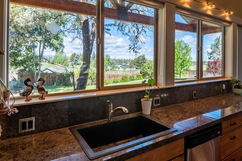 21677 Stud Ct, Bend, OR 97702 photo 10