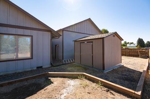 21677 Stud Ct, Bend, OR 97702 photo 47