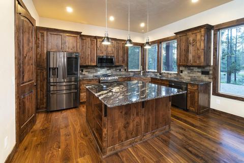 15104 River Loop Dr E, Bend, OR 97707 photo 11