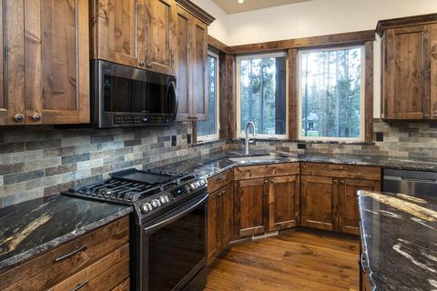 15104 River Loop Dr E, Bend, OR 97707 photo 12