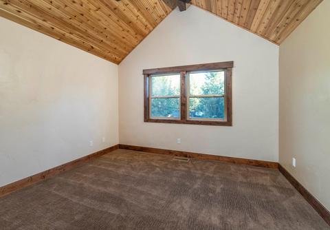 15104 River Loop Dr E, Bend, OR 97707 photo 28
