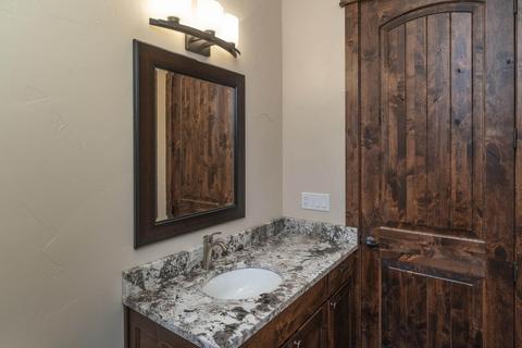15104 River Loop Dr E, Bend, OR 97707 photo 18